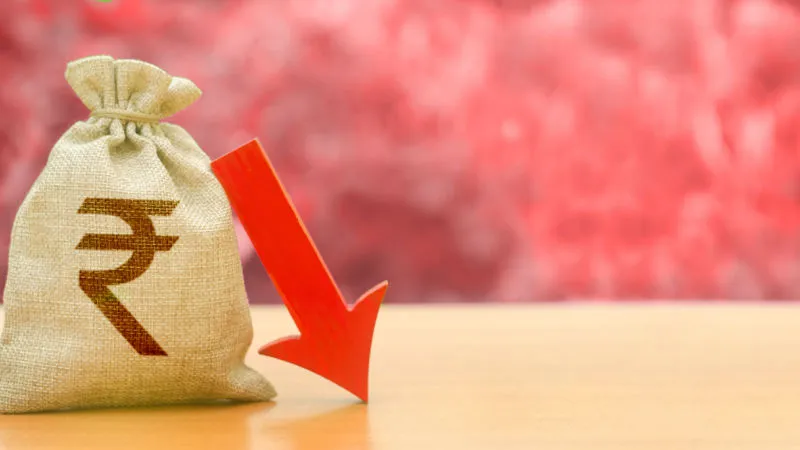 Rupee Falls to All-Time Low Against US Dollar in Early Trade