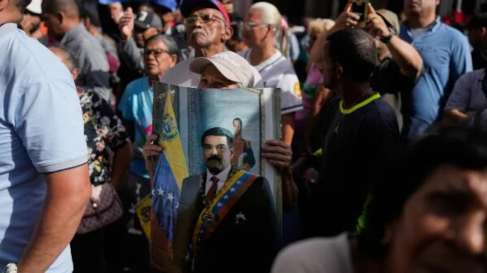 S Military Strikes Venezuela, Captures Nicolás Maduro; Global Tensions Escalate