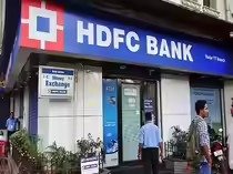 HDFC Bank Shares in Focus as Chairman Atanu Chakraborty Quits; ADRs Fall 7%