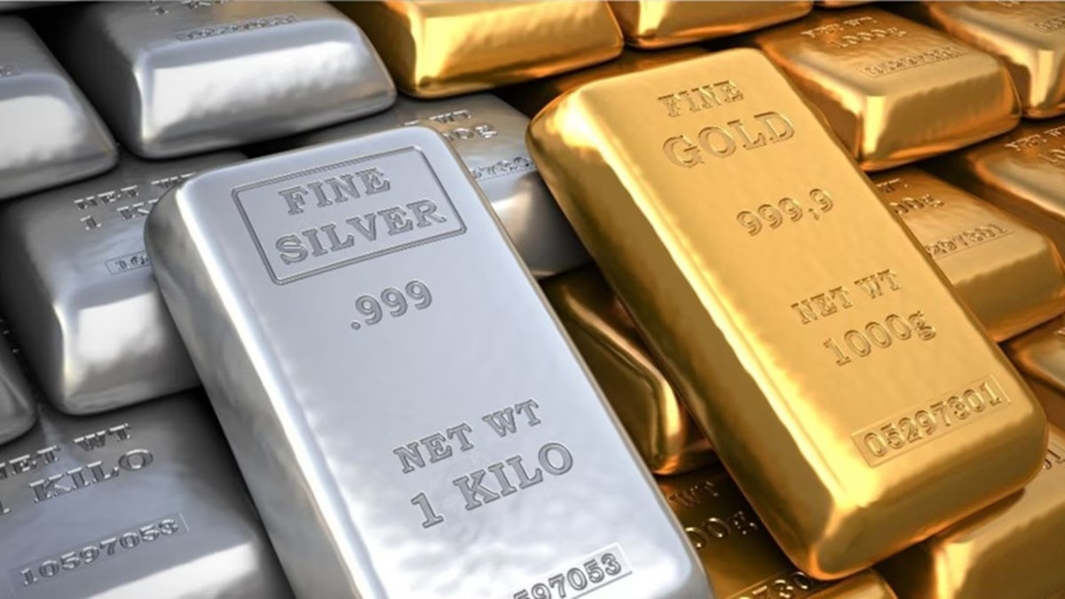 Silver ETFs Crash 15%, Gold ETFs Slide 5% as MCX Prices Fall Up to 9%