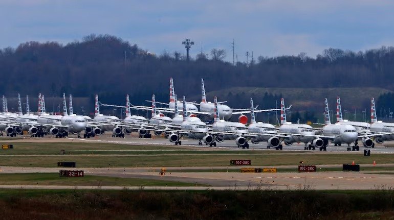 Government Orders Airlines to Offer 60% Flight Seats Free to Curb Extra Charges