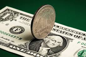 Rupee Strengthens Against US Dollar! What Does It Mean For India's Economy?