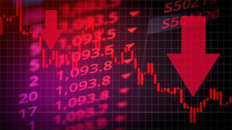 Sensex Falls 100 Points, Nifty Below 22,950 as Trump’s Iran Deadline Keeps Markets on Edge