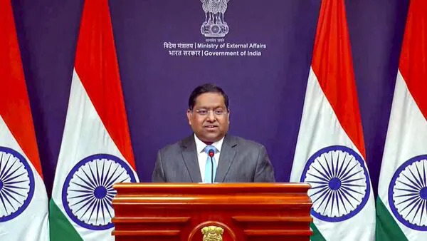 India Responds to Trump’s Backing of 500% Tariff Bill on Russian Oil, Says It Is Closely Monitoring the Situation