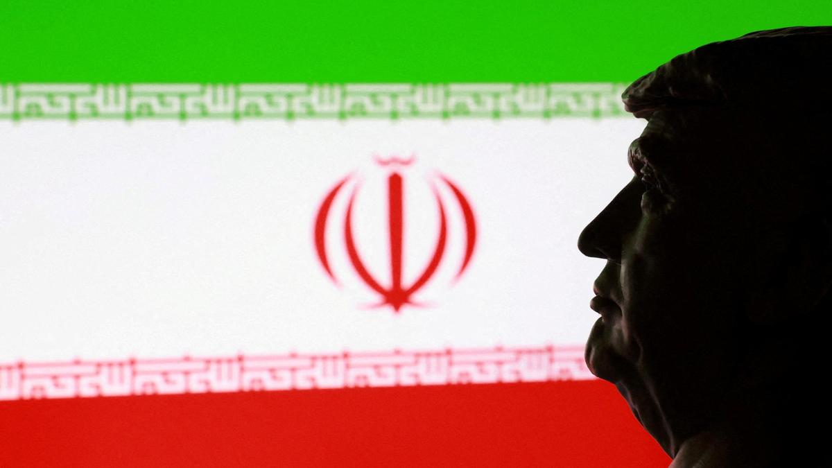 Trump’s Iran-Related Tariff Threat Likely to Have Limited Impact on India
