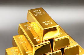 Geopolitical Tensions Rise, But Gold Prices Stay Muted as Strong Dollar and High Interest Rates Weigh on Bullion