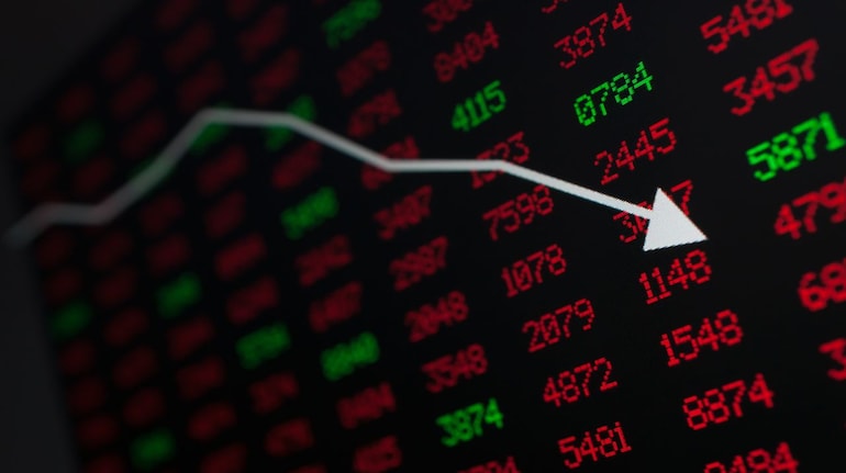 Sensex Falls 500 Points! Here's Why Markets Suddenly Came Under Pressure