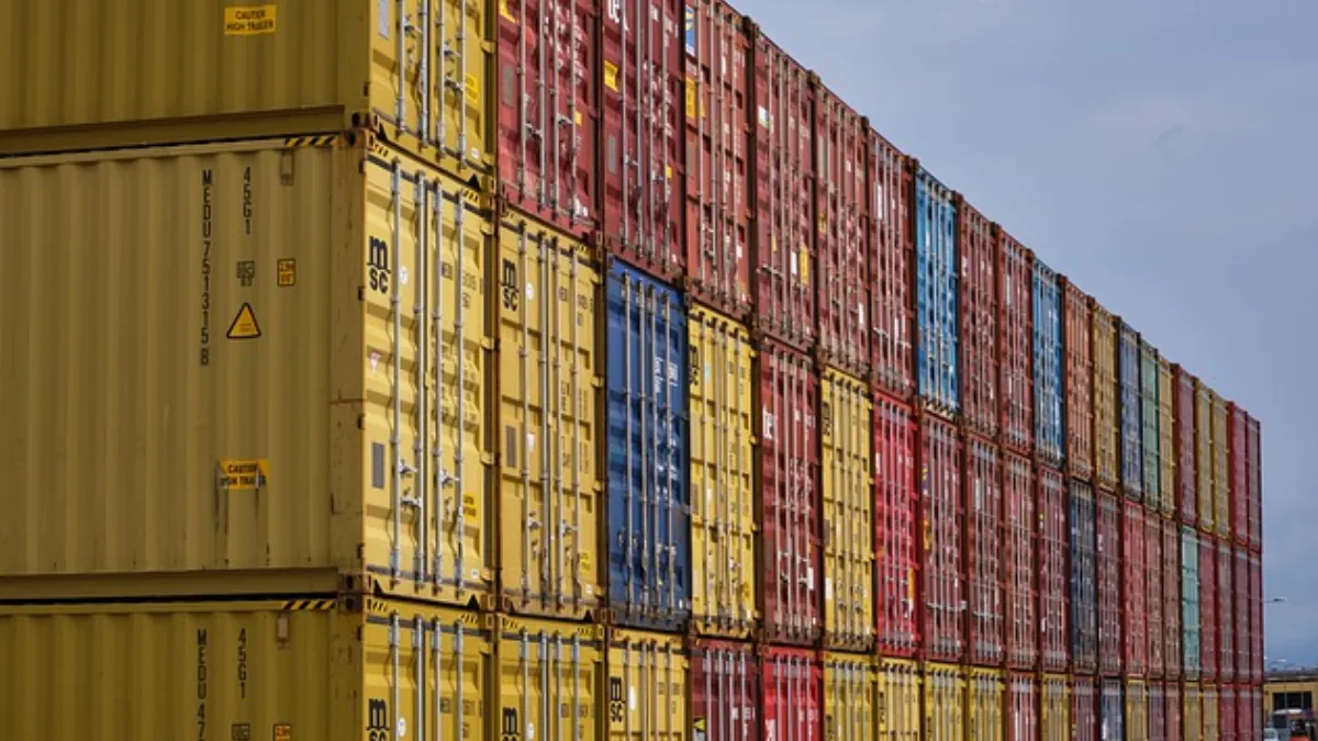 Exports fall 11.8%, imports jump 16.63% in October; deficit widens to $41.68 bn due to weak US demand & heavy gold imports.