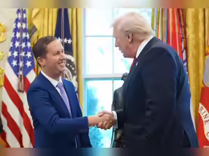 US Envoy Meets Trump, Signals Strong Future for India–US Relations
